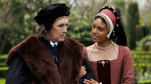 Mark Rylance and Maisie Richardson-Sellers in Wolf Hall: The Mirror And The Light