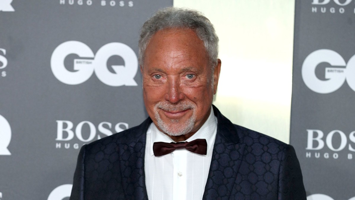 Sir Tom Jones, 84, discusses retirement as he admits his voice has ...