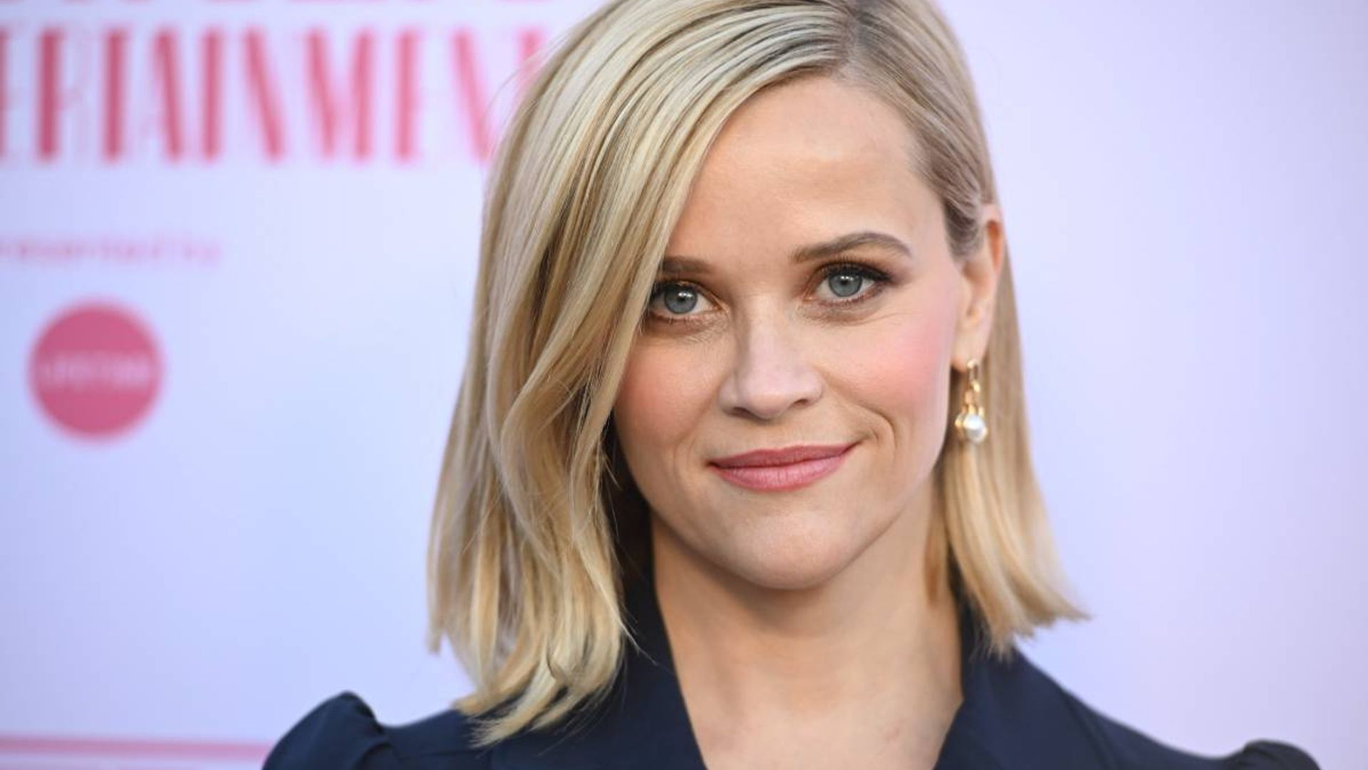 reese witherspoon red carpet
