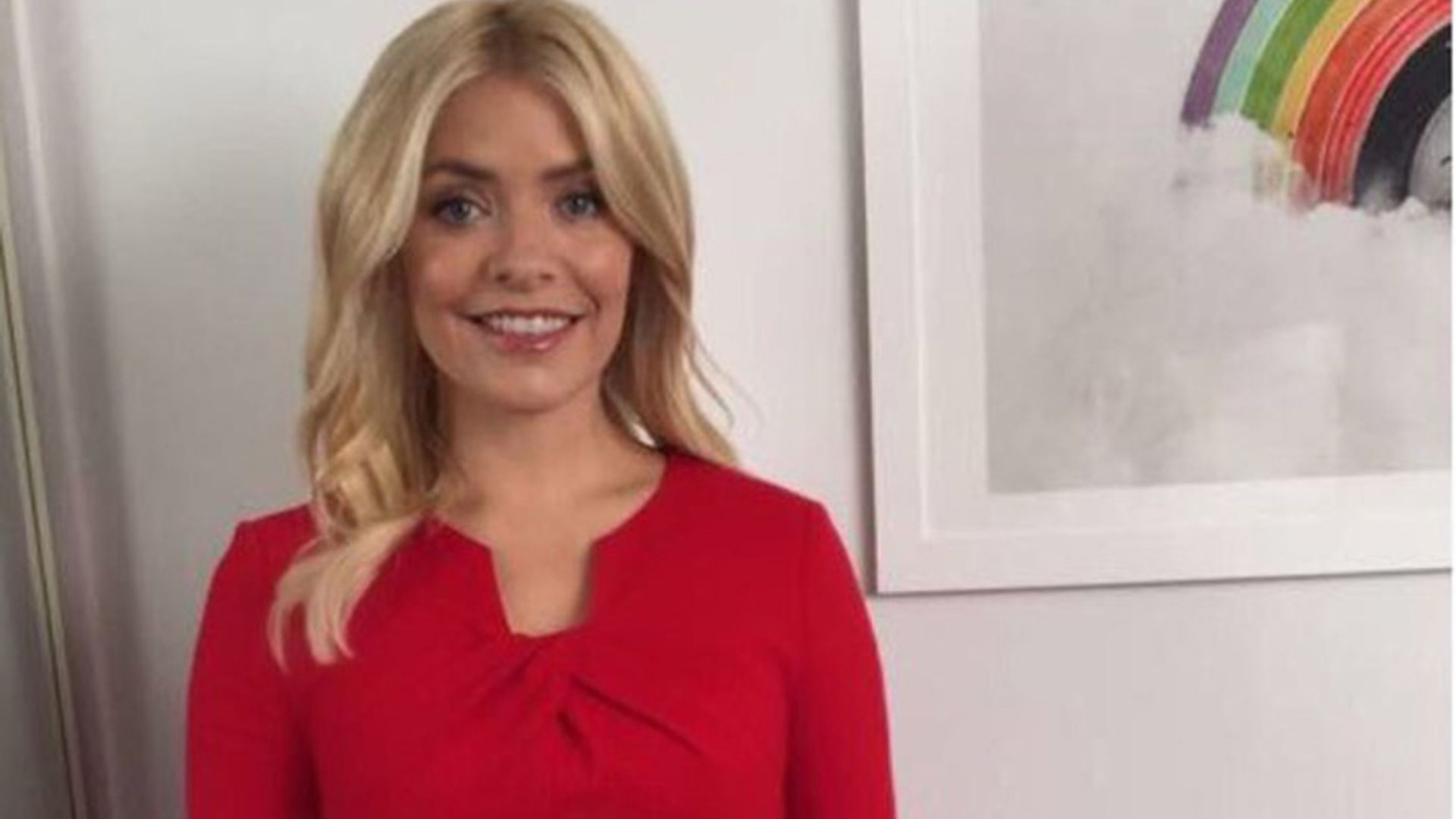 holly willoughby red top