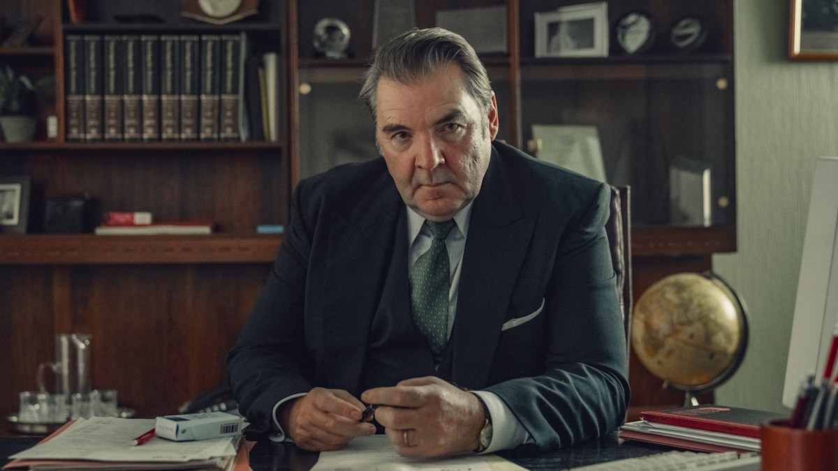 TV viewers 'glued' to 'must-watch' new true story drama with Downton Abbey and Bridgerton stars