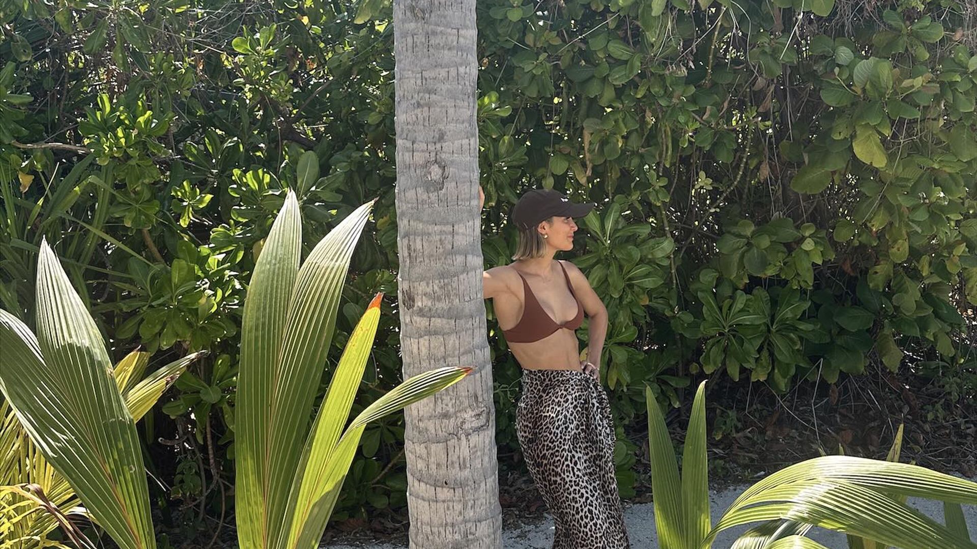 Frankie Bridge and her family are spending the Easter holidays in the Maldives