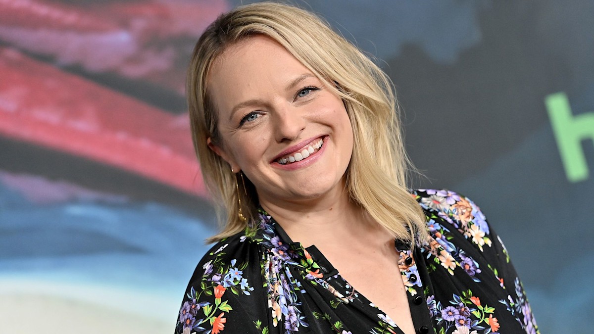 Elisabeth Moss Confirms Shes Pregnant Her Love Life Explored Hello