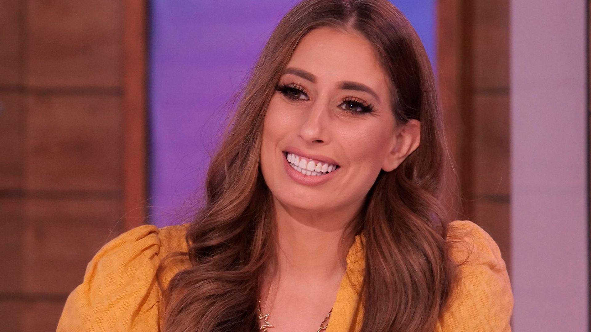 stacey solomon painting wall