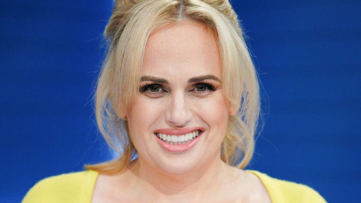 Rebel Wilson's lookalike sister stuns in swimsuit pool selfie | HELLO!