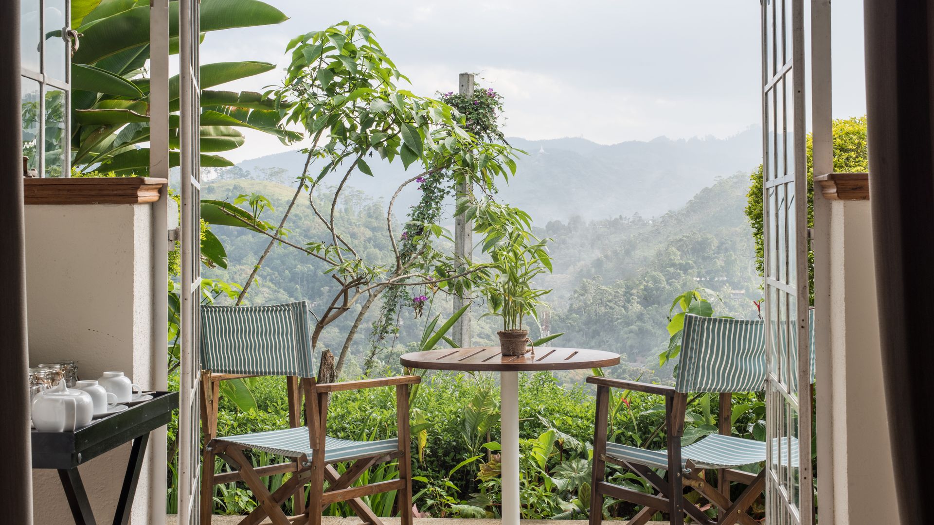 Sri Lanka Teardrop hotel