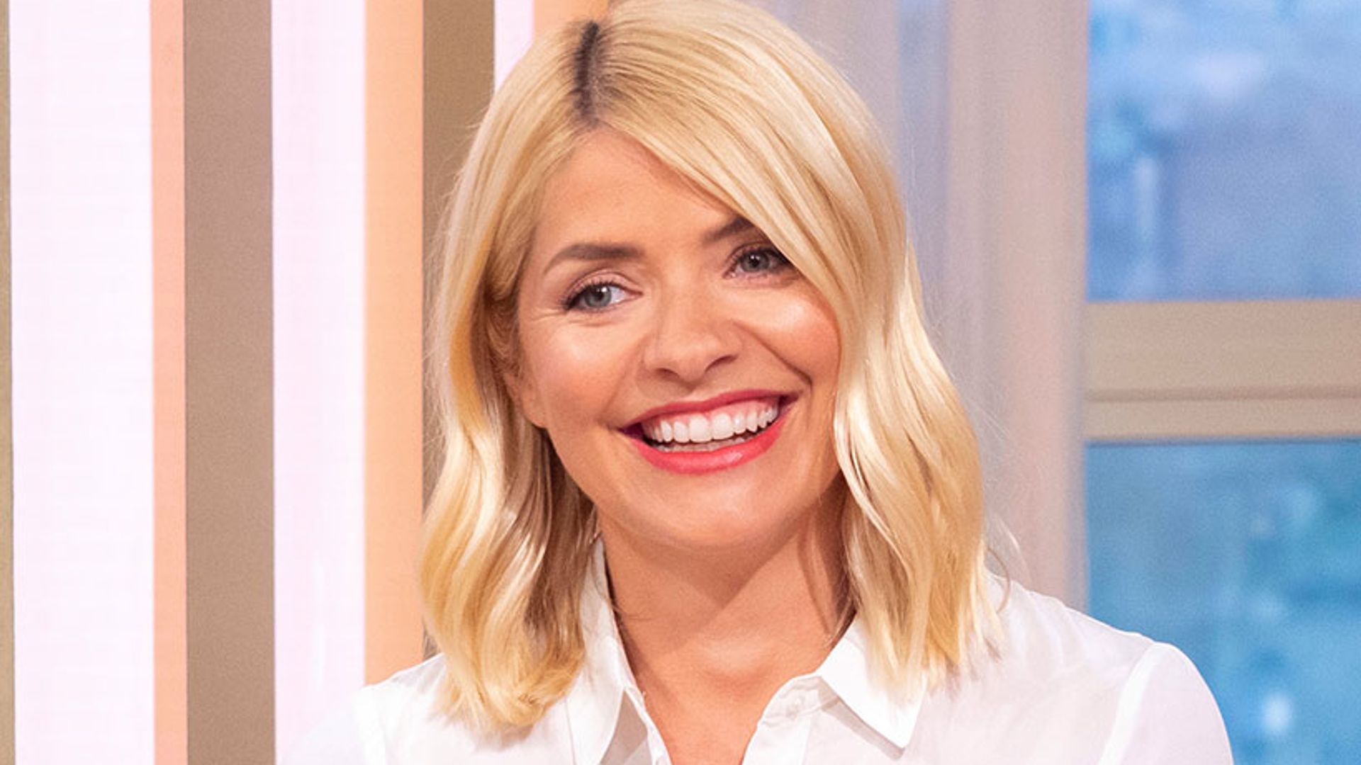 holly willoughby white shirt this morning