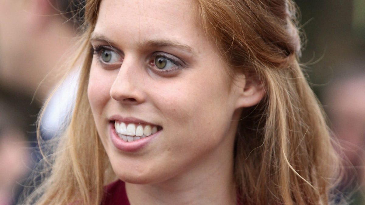 Princess Beatrice surprises in cropped denim jacket with must-see shoulder pads