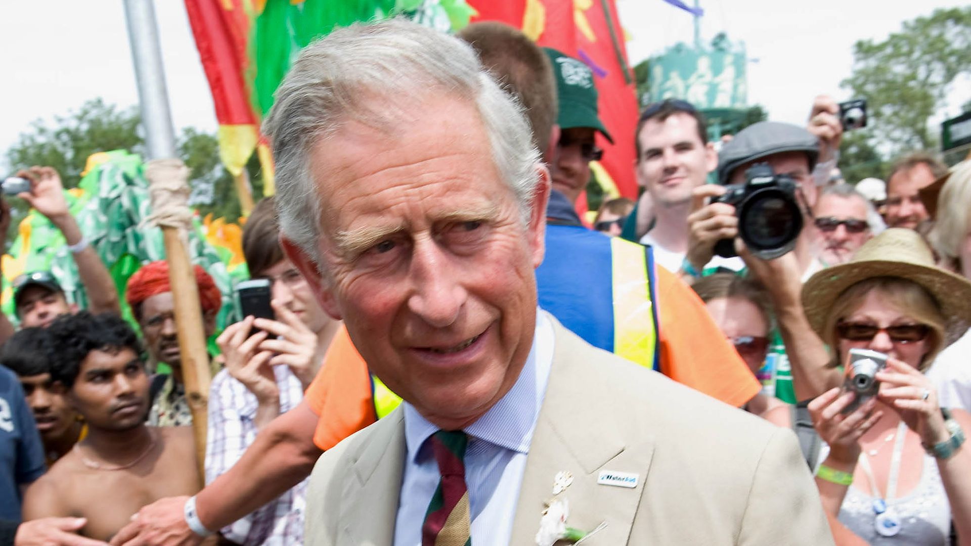 Prince Charles, Prince of Wales visits Water Aid during day one of the Glastonbury Festival at Worthy Farm, Pilton on June 24, 2010 in Glastonbury, England.  (Photo by Ian Gavan/Getty Images)