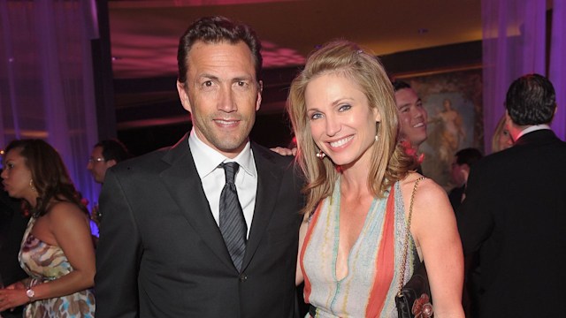 amy robach and andrew shue at an event 