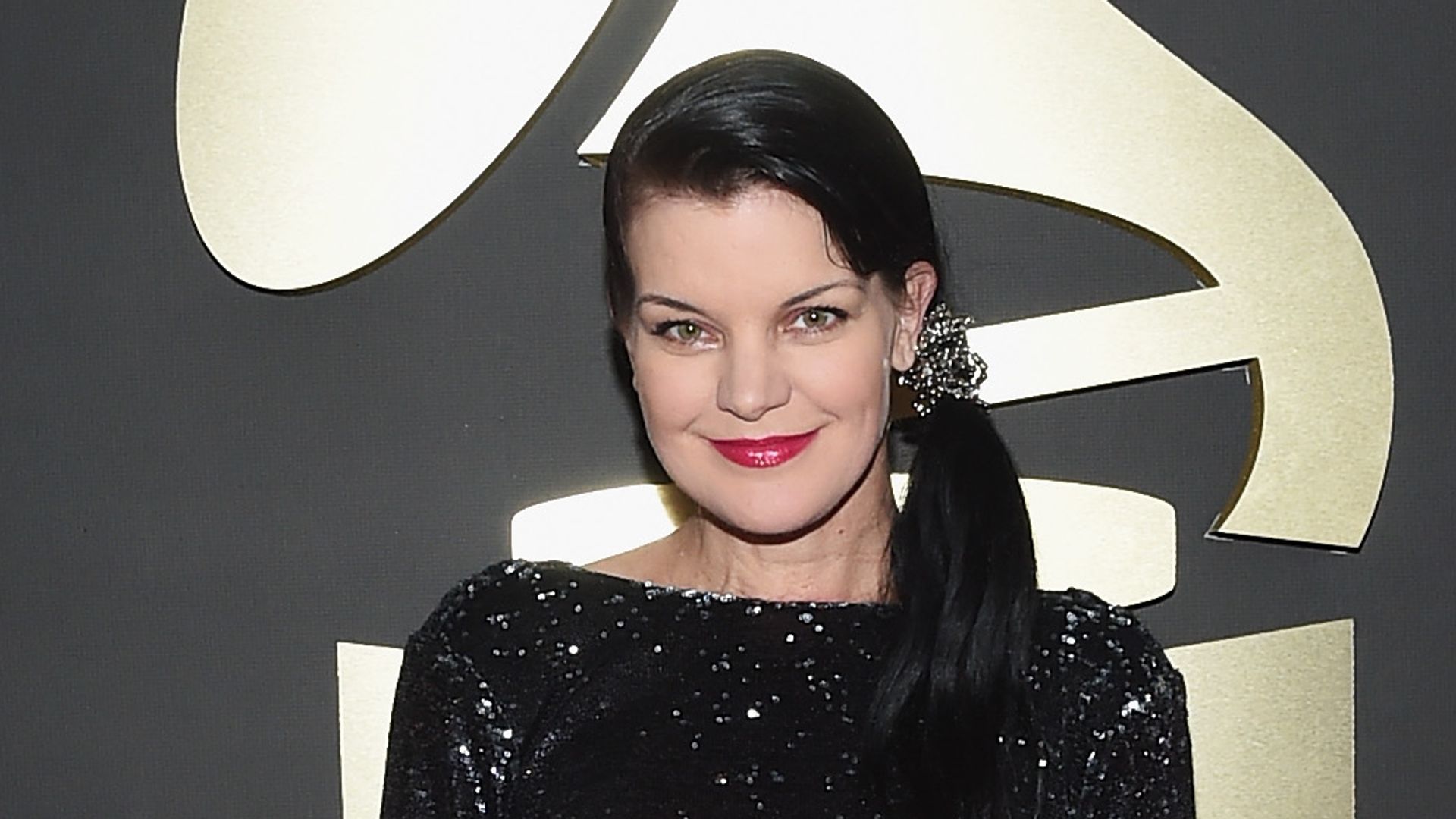 Pauley Perrette attends The 57th Annual GRAMMY Awards at the STAPLES Center in 2015