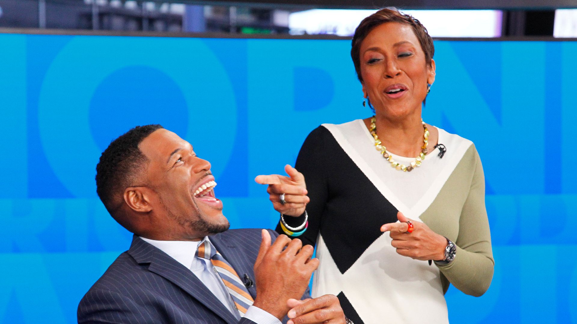 Robin Roberts ‘caught off guard’ by co-star Michael Strahan’s surprise move live on GMA