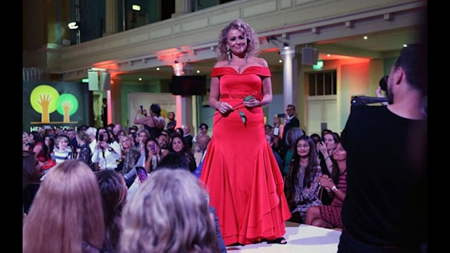 nadia sawalha fashion show