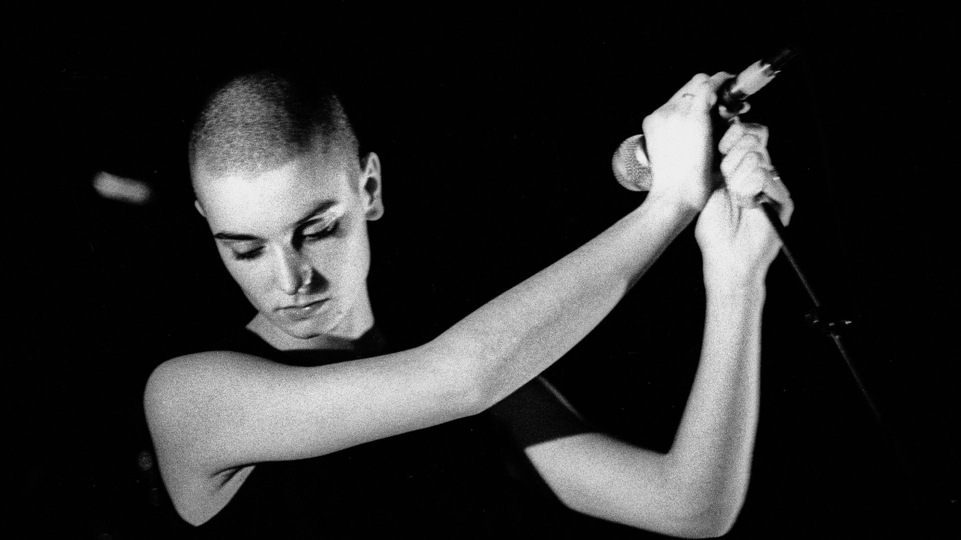 Irish singer Sinead O'Connor performs at Paradiso, Amsterdam, Netherlands, 16 March 1988