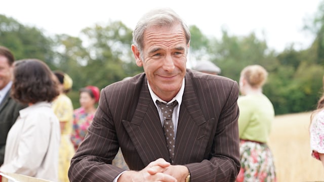 Robson Green as Geordie Keating in Grantchester