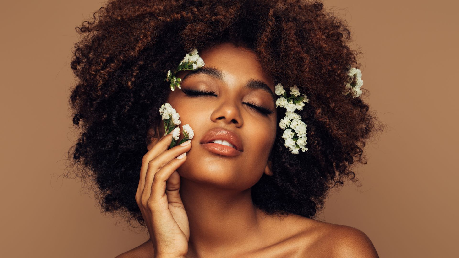 How to get your skin ready for spring according to a pro facialist