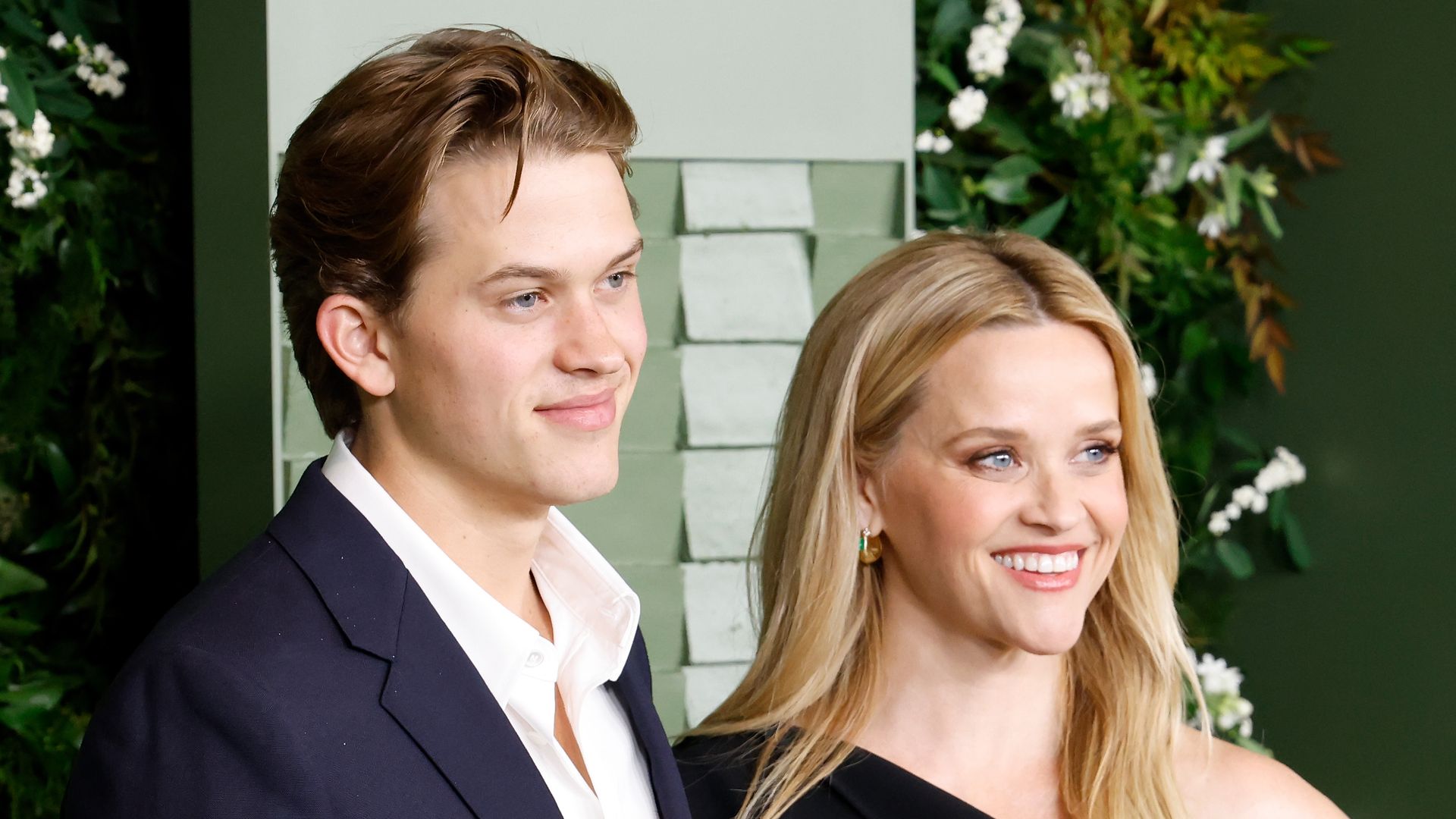 Reese Witherspoon's son Deacon Phillippe is his dad Ryan's double