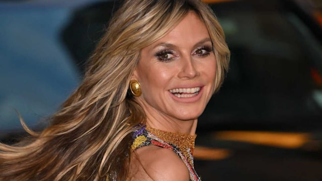 agt heidi klum wows swimsuit beach video