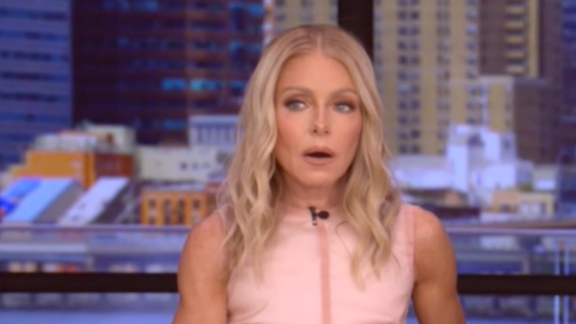 Kelly Ripa on LIVE