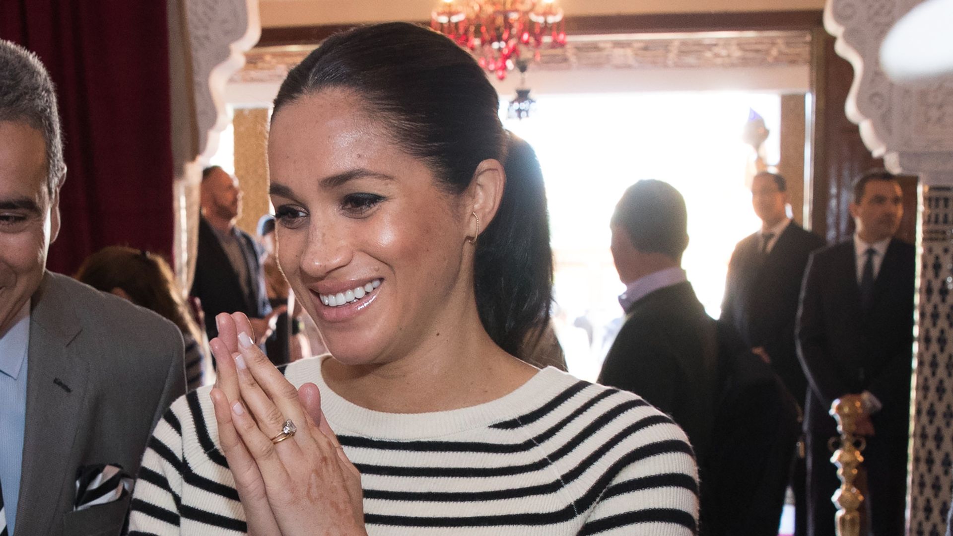 Barefoot Meghan Markle showcases baby bump in intimate throwback photo ...