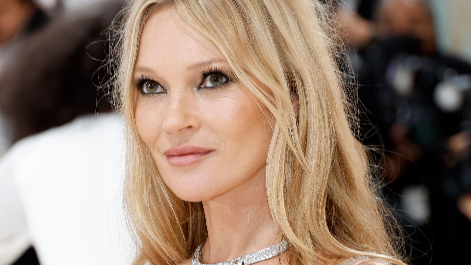 Kate Moss attends The 2023 Met Gala Celebrating "Karl Lagerfeld: A Line Of Beauty" at The Metropolitan Museum of Art on May 01, 2023 in New York City. (Photo by Mike Coppola/Getty Images)