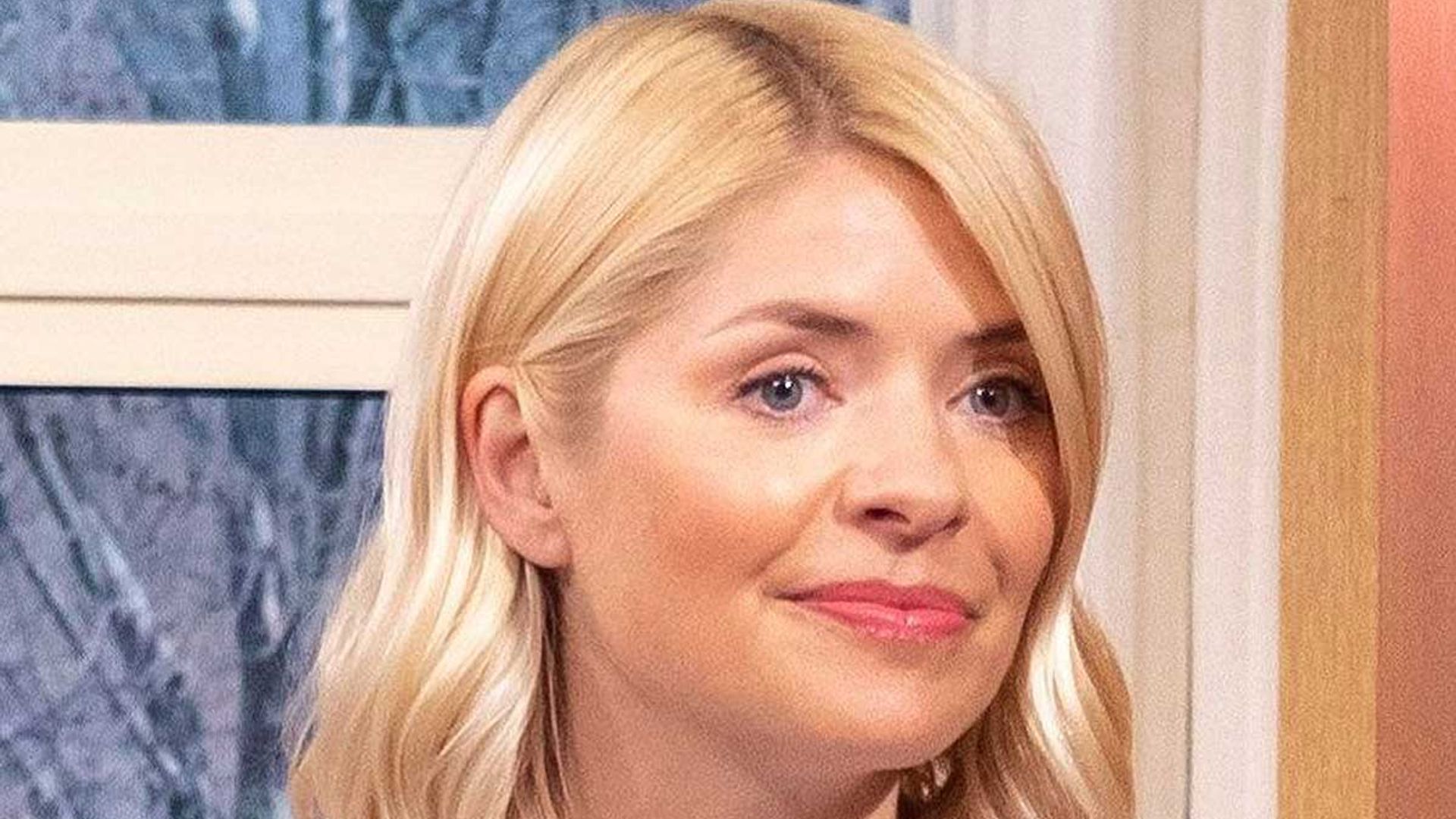 holly willoughby
