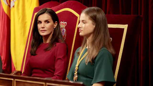 Queen Letizia and Princess Leonor sitting