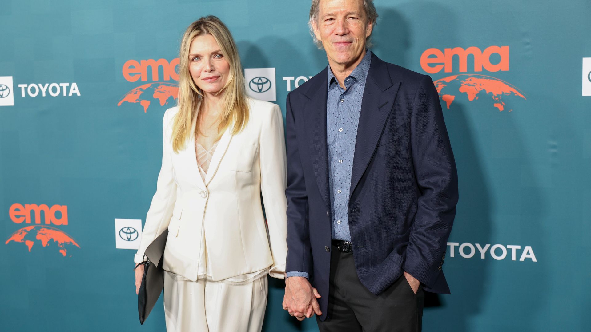 Michelle Pfeiffer makes rare red carpet appearance with husband David E. Kelley 