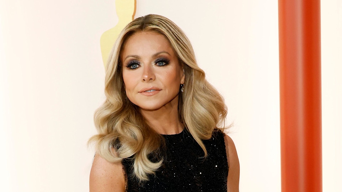 Kelly Ripa Inundated With Support After Heartbreaking Tribute To Paul