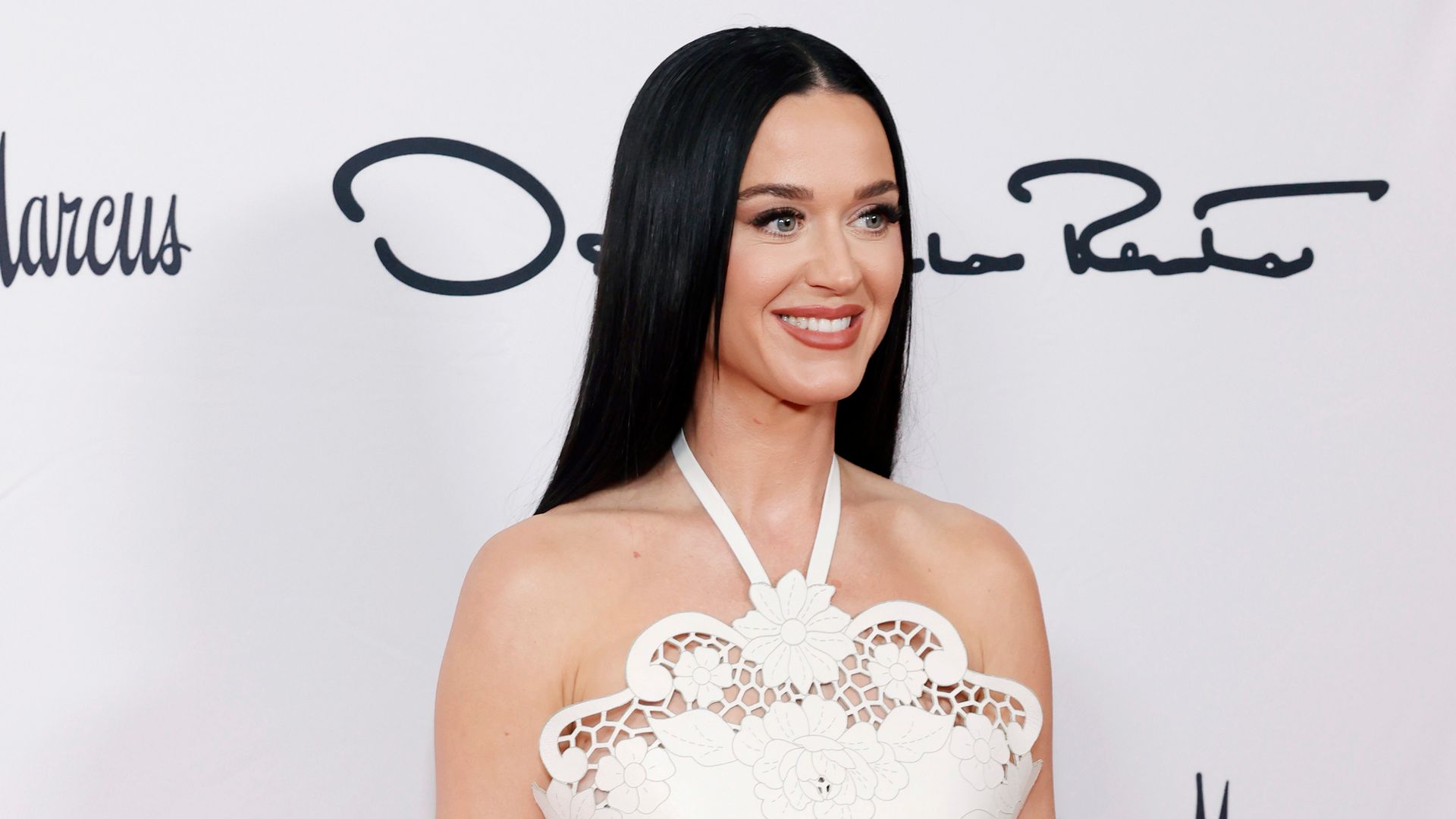 Katy Perry delights fans with unseen baby bump photos