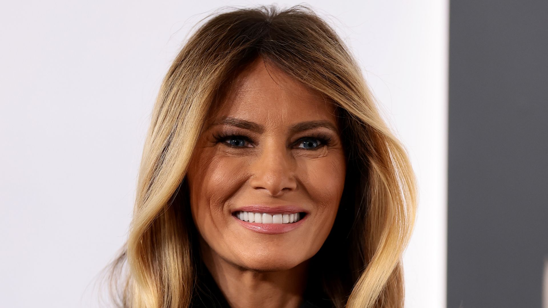 melania trump black outfit