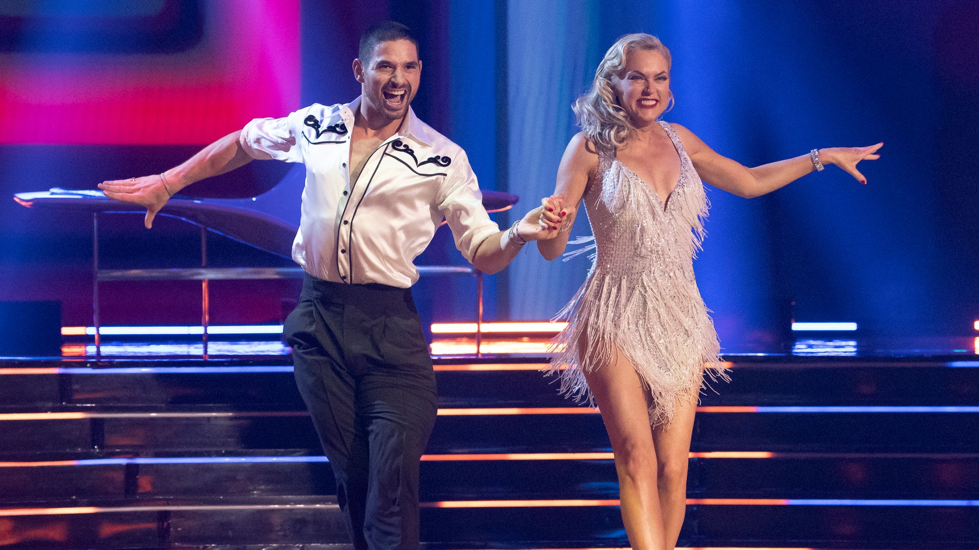 Elaine Hendrix and pro partner Alan Bersten perform on Dancing with the Stars