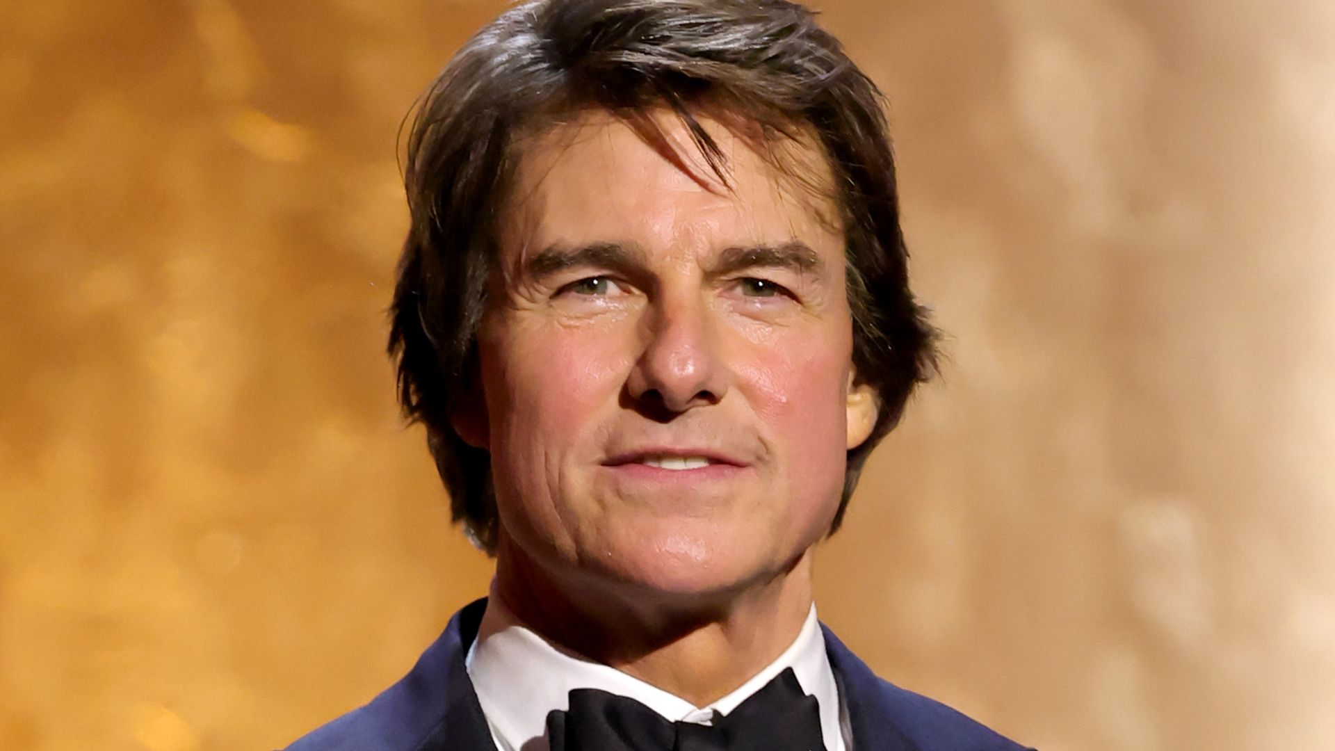 TOM CRUISE