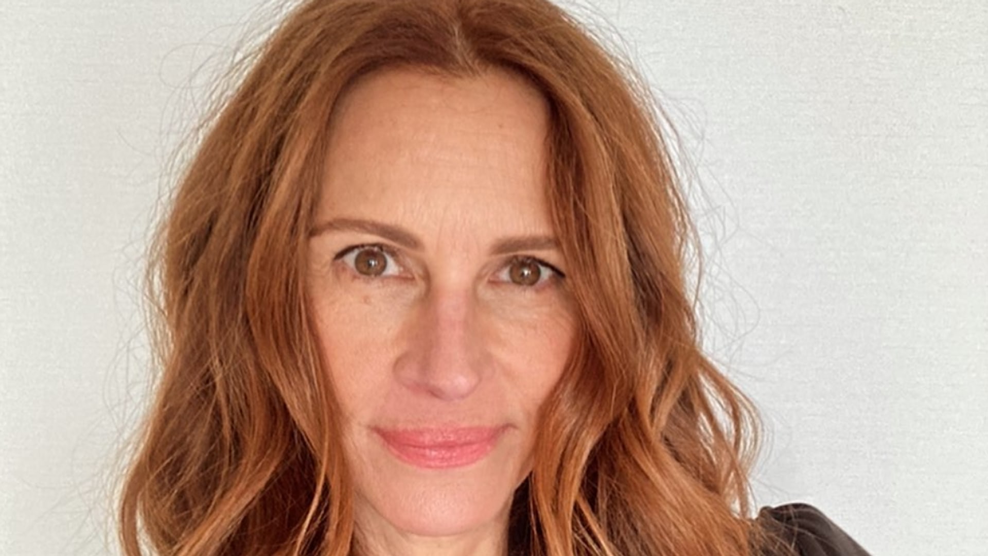 Julia Roberts is delighted as she announces big news close to her heart: 'It was a real privilege' thumbnail