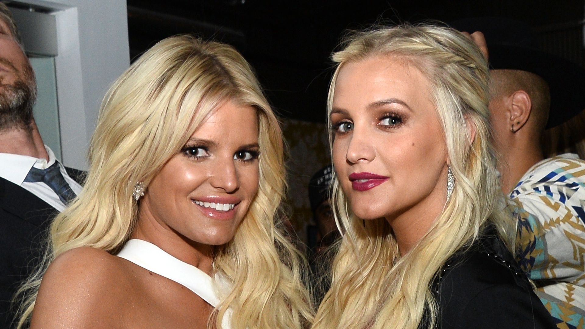 Jessica Simpson shares rare photo with sister Ashlee on milestone occasion — fans can't believe their eyes