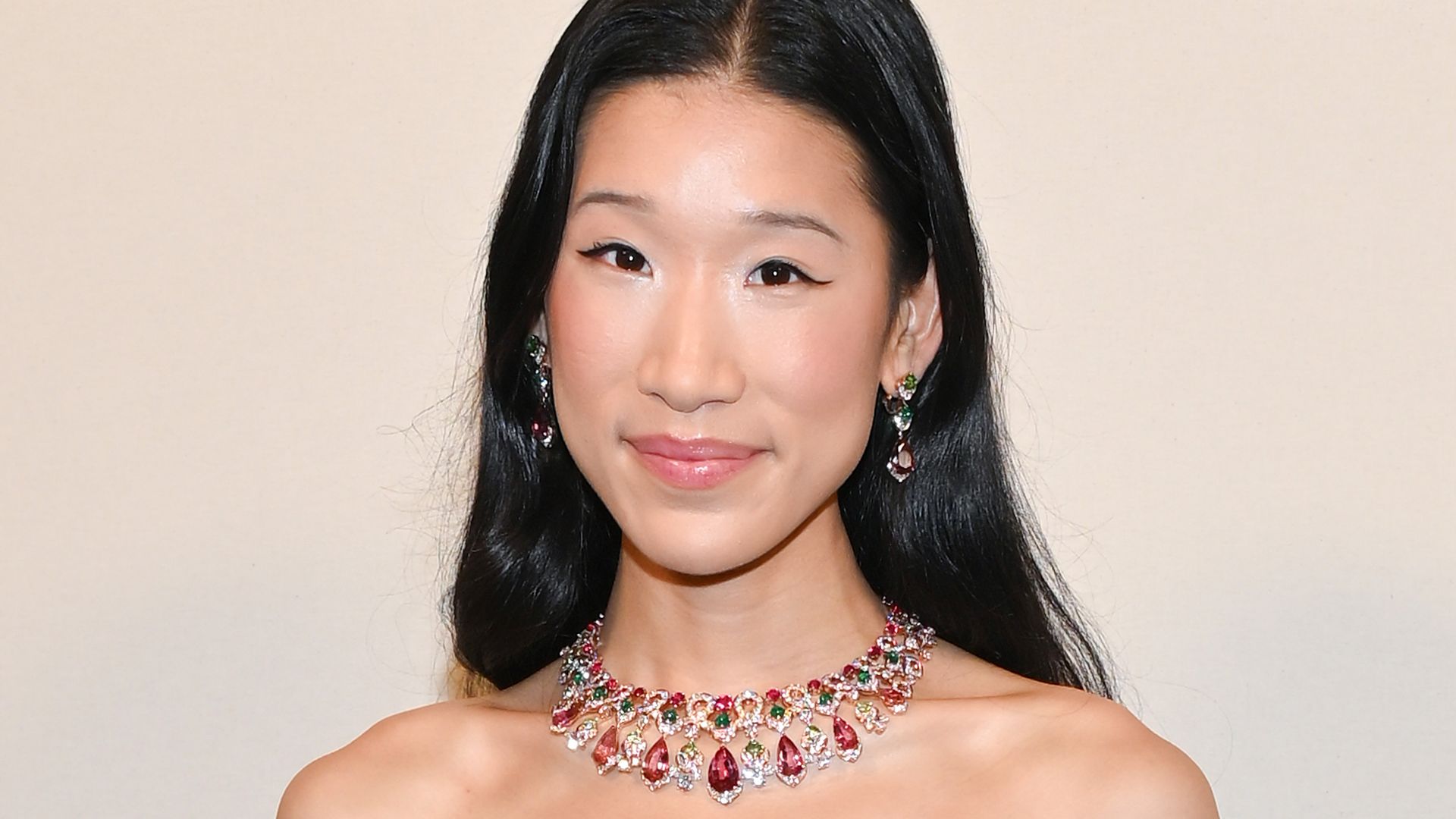 PARIS, FRANCE - JULY 09: (EDITORIAL USE ONLY - For Non-Editorial use please seek approval from Fashion House) Becca Bloom attends the Elie Saab Haute Couture Fall/Winter 2025/2026 show as part of Paris Fashion Week on July 09, 2025 in Paris, France. (Photo by Dominique Charriau/WireImage)