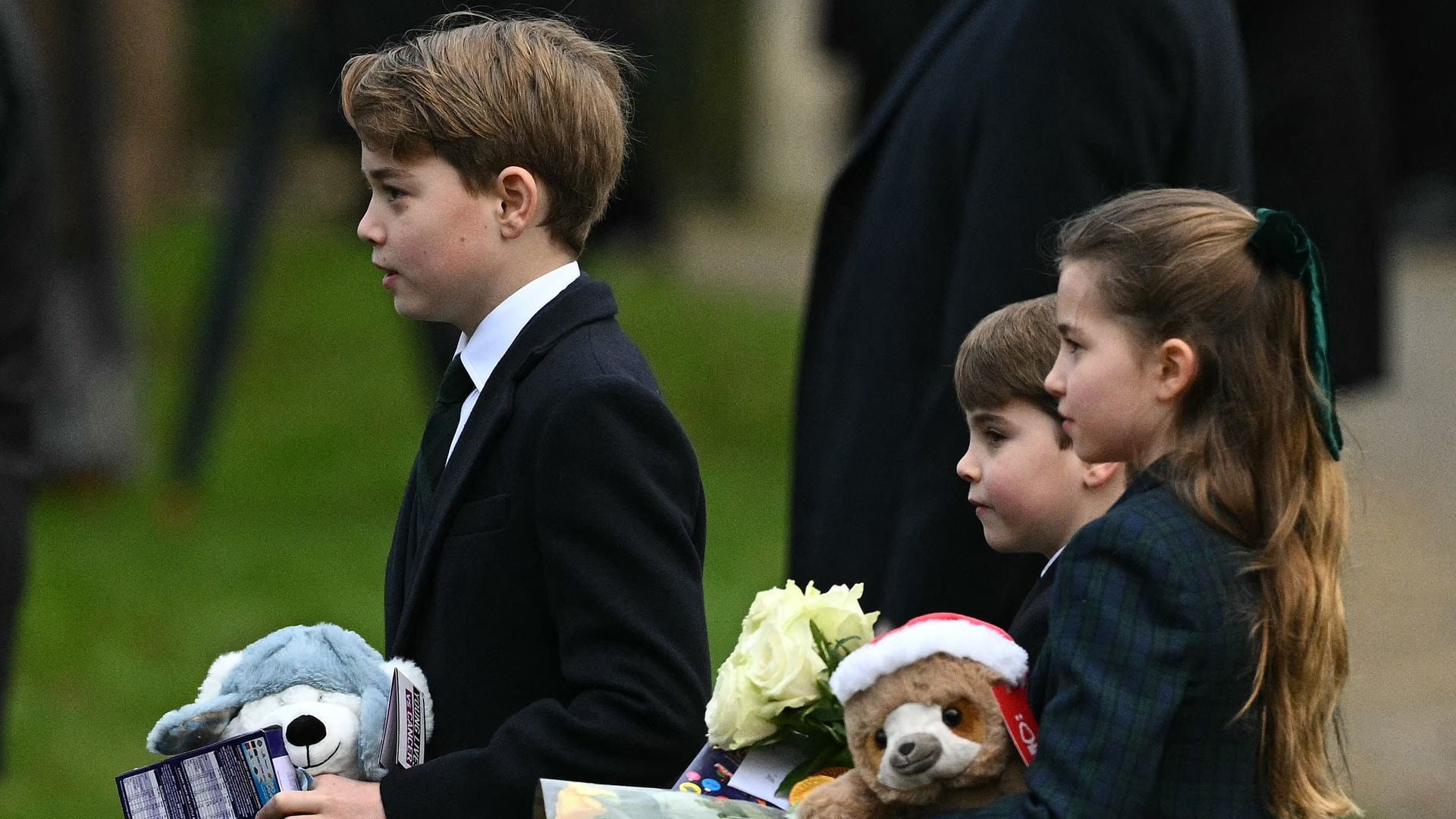 Can Prince George, Princess Charlotte, and Prince Louis keep Christmas gifts from the public?