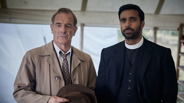 Geordie Keating (Robson Green), Alphy Kottaram (Rishi Nair) in Grantchester
