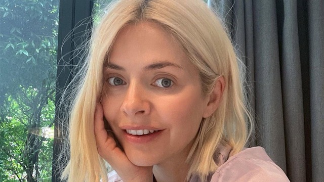 holly willoughby kitchen