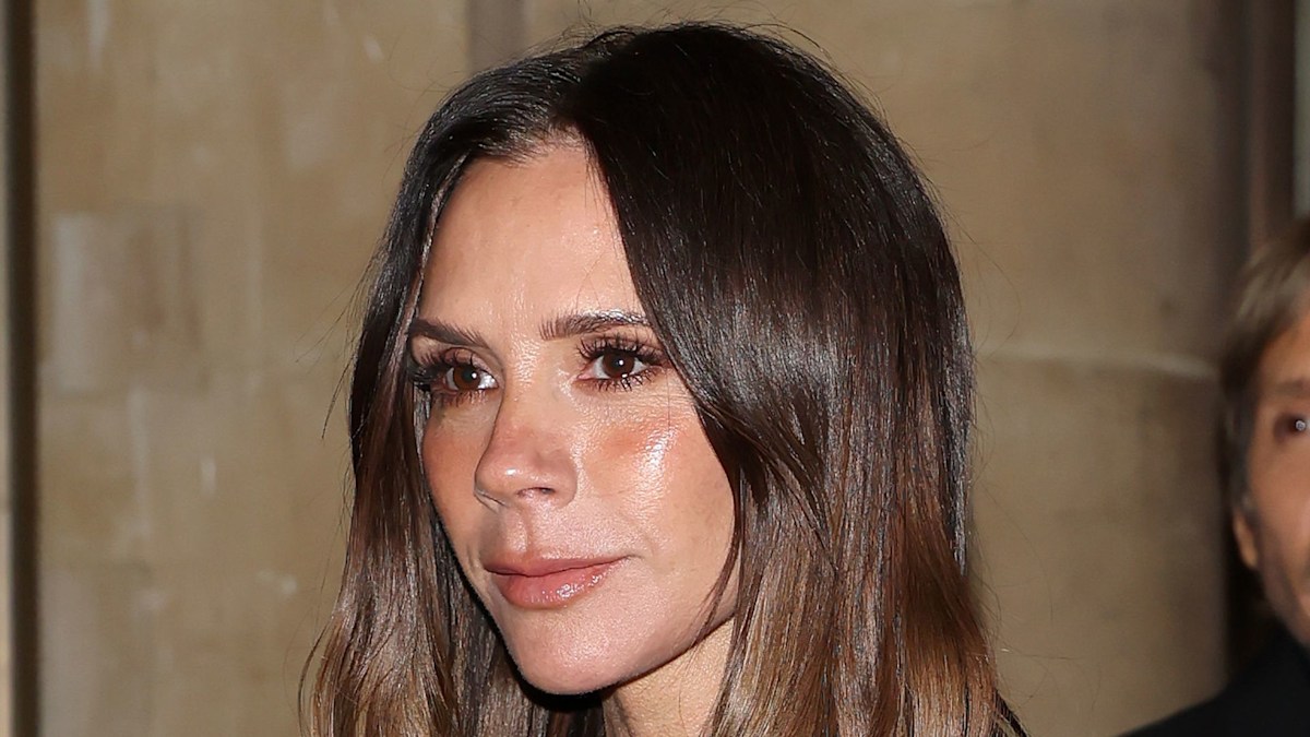 Victoria Beckham turns up the heat in skin-tight gown for Valentine's date