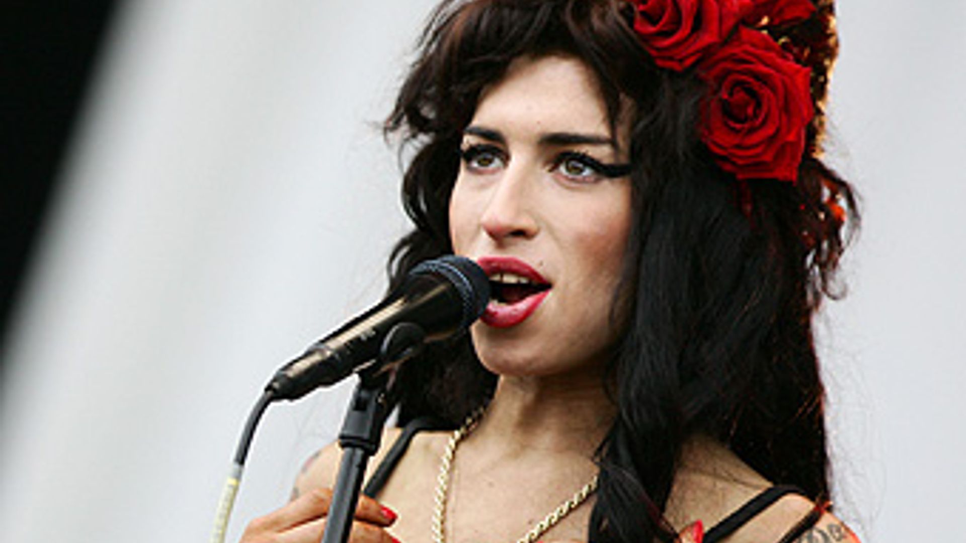 Amy Winehouse's estranged husband Blake set to be granted a divorce