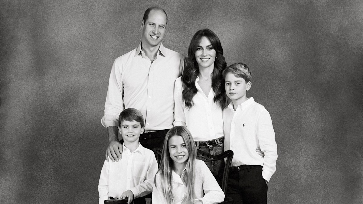 Kate Middleton And Prince William Release Super Sleek Christmas Card
