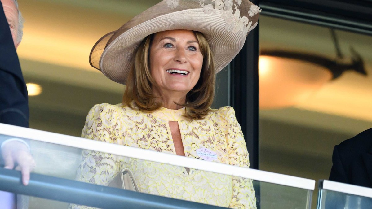 M&S has a Carole Middleton-coded yellow lace dress for you to recreate her occasion wear look for less