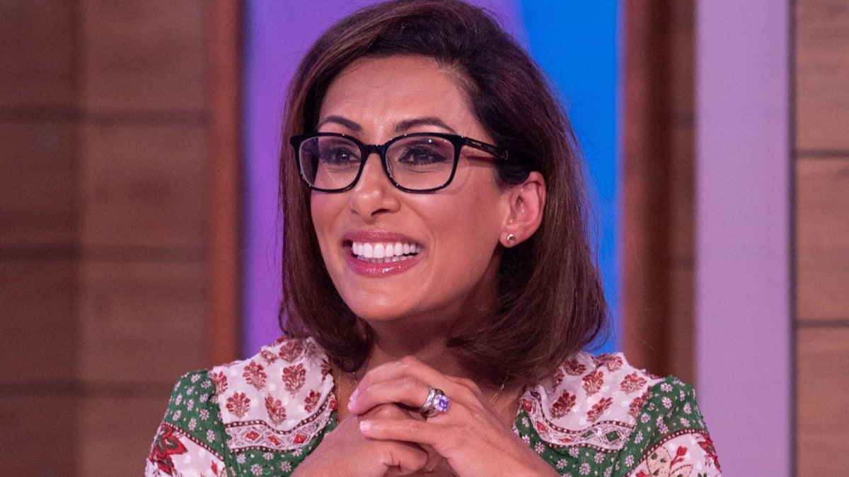 Loose Womens Saira Khan Stuns In Unsual Zara Mini Dress Hello 