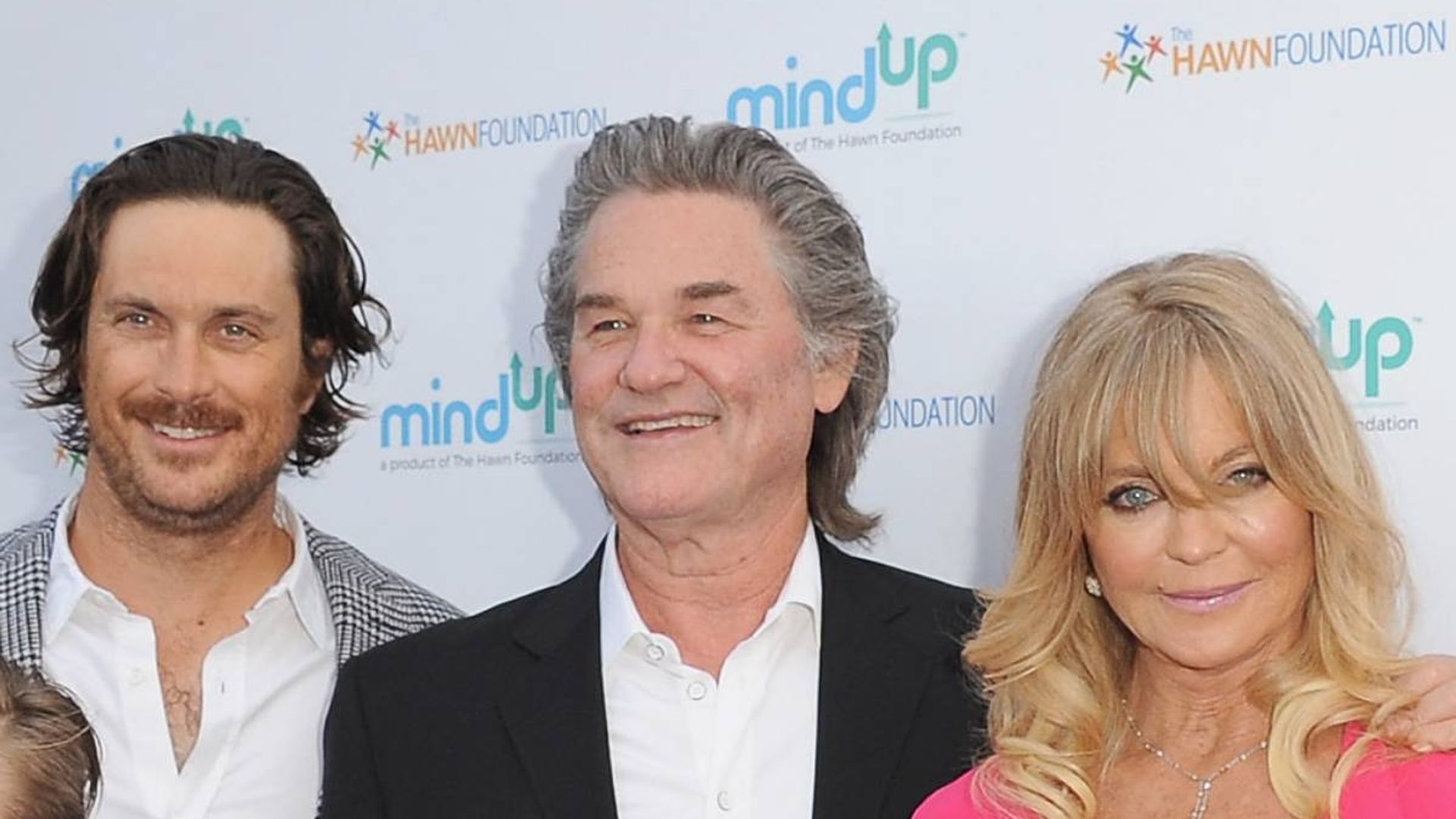 Goldie Hawn's son Oliver Hudson opens up about strained relationship with  biological father Bill Hudson as he praises mom and Kurt Russell
