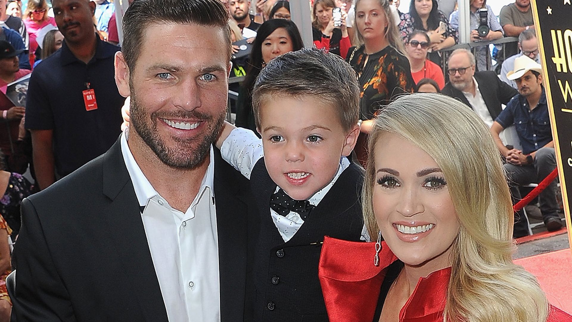 carrie underwood mike fisher son