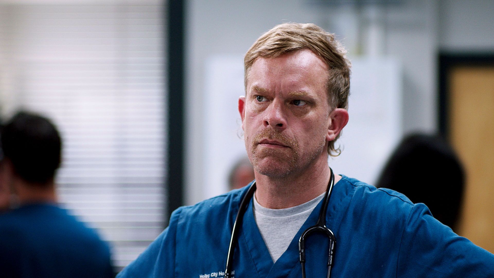 Will Beck dans une image fixe de Casualty