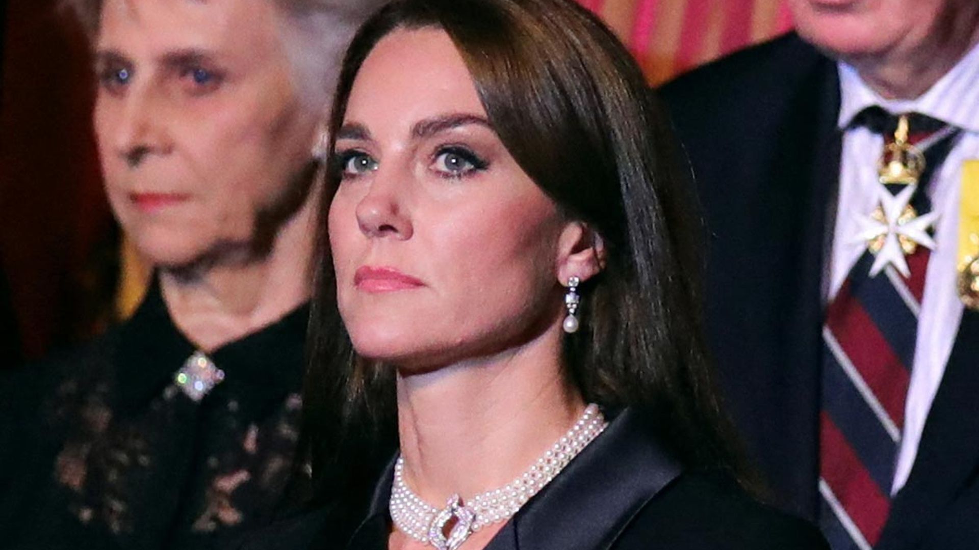 princess kate festival of remembrance queen necklace