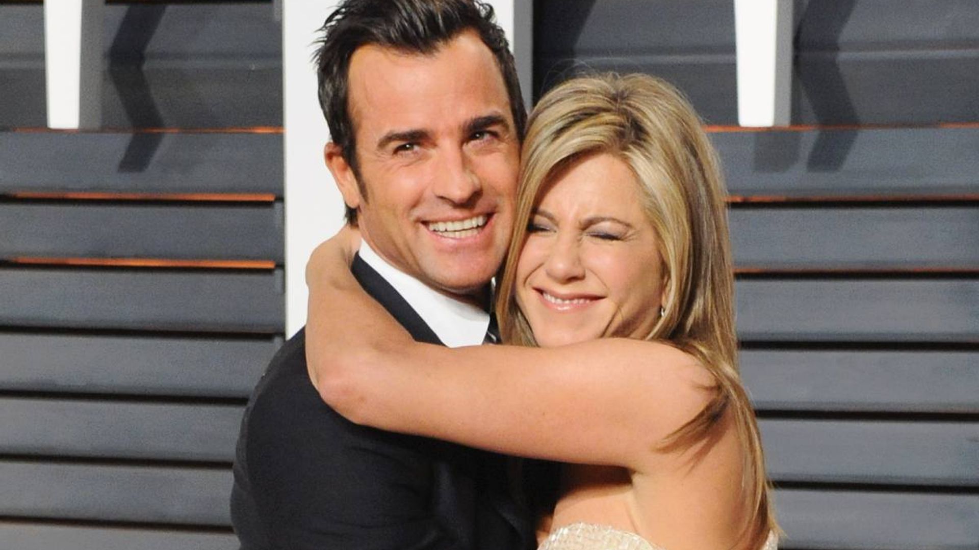 jennifer aniston supported justin theroux
