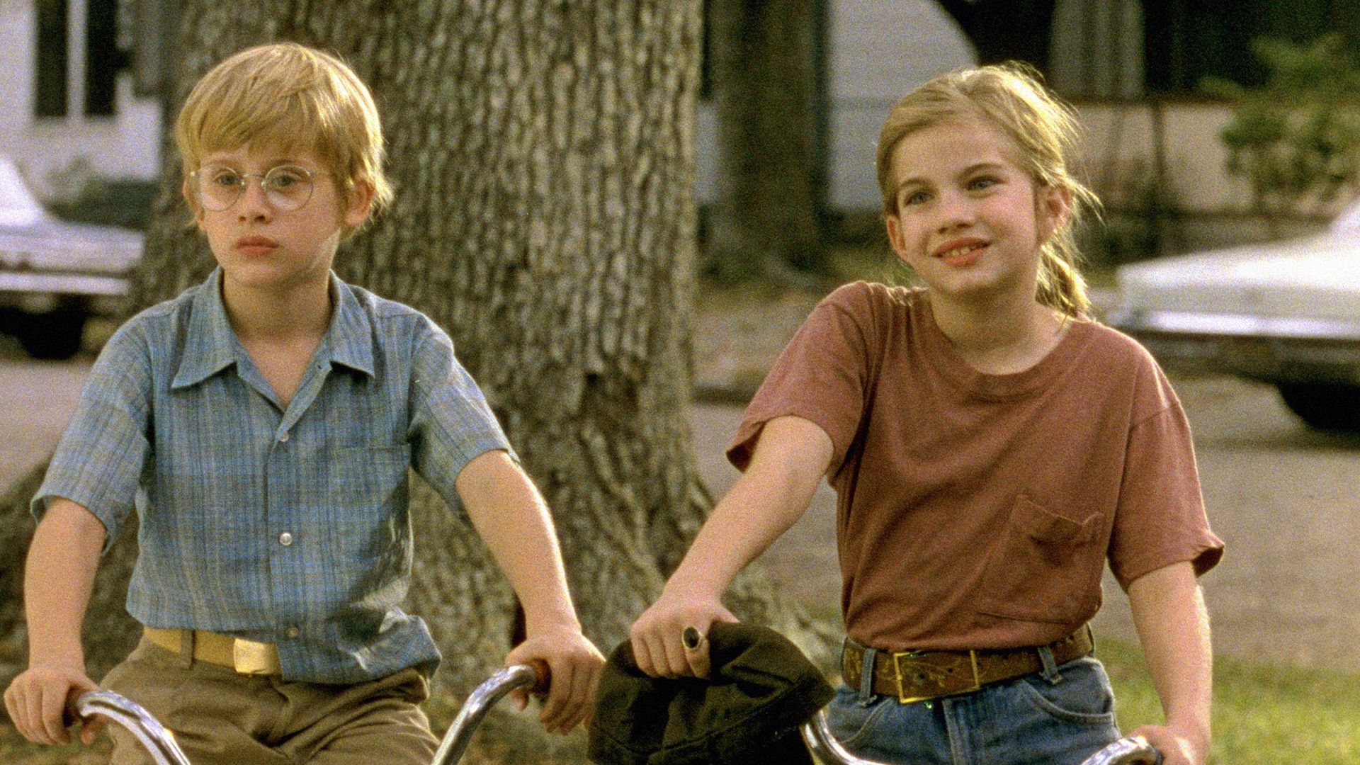 Macaulay Culkin and Anna Chlumsky in the 1991 movie, My Girl